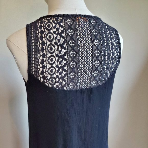 Skies Are Blue Boho embroidered top Sm - Picture 3 of 10